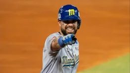 Renato Núñez iguala récord histórico de jonrones de Álex Cabrera en la LVBP