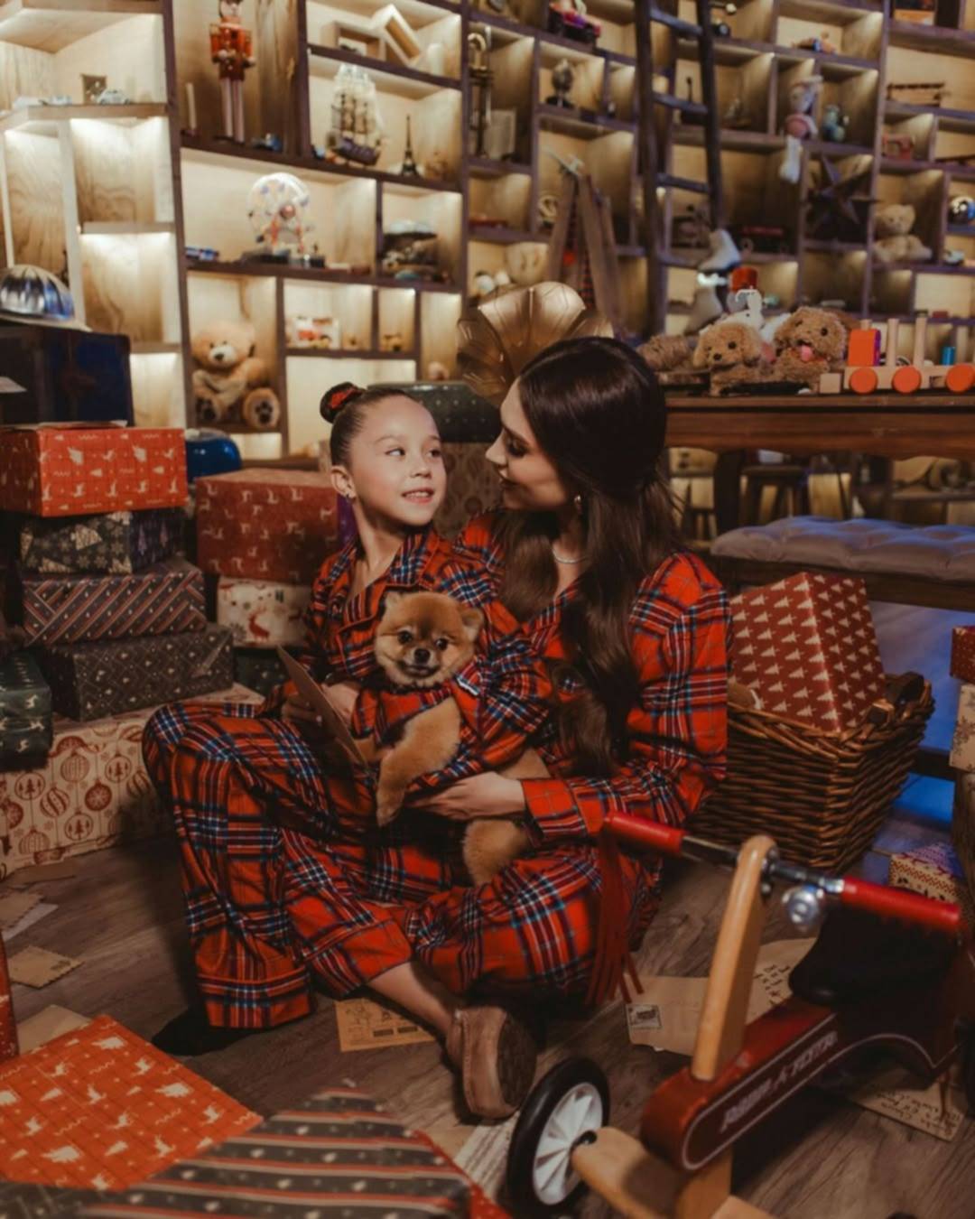 El divertido momento que vivió la hija de Canelo Álvarez antes de Navidad El divertido momento que vivió la hija de Canelo Álvarez antes de Navidad