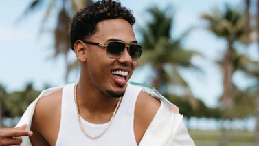 Myke Towers lanza su nuevo disco, 'Lyke MIIke' (+Detalles)