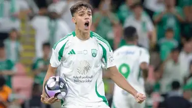 Gabri Veiga le pide matrimonio a su pareja en el estadio del Celta (+Chisme) Gabri Veiga le pide matrimonio a su pareja en el estadio del Celta (+Chisme)