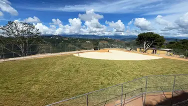 A punto de inaugurarse nuevo estadio Monseñor Febres-Cordero en El Hatillo A punto de inaugurarse nuevo estadio Monseñor Febres-Cordero en El Hatillo