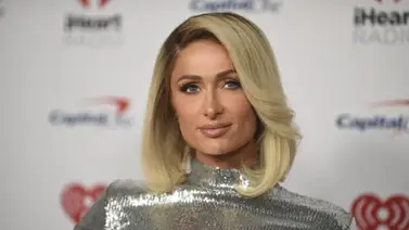 Paris Hilton celebró la navidad al desnudo (+Fotos y Videos) Paris Hilton celebró la navidad al desnudo (+Fotos y Videos)