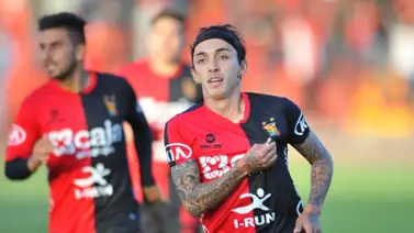 Omar Fernández sueña con volver a Melgar entre sólidas actuaciones en Everton de Viña del Mar Omar Fernández sueña con volver a Melgar entre sólidas actuaciones en Everton de Viña del Mar