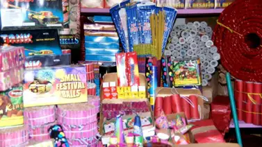 Niño de ocho años pierde dos dedos al lanzar fuegos artificiales en Navidad Niño de ocho años pierde dos dedos al lanzar fuegos artificiales en Navidad