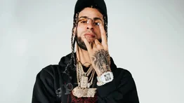 Detienen al cantante Yovngchimi por poseer armas de fuego modificadas