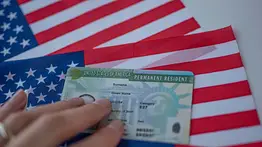 ¿Se puede entrar y salir varias veces de EEUU con la Green Card? 