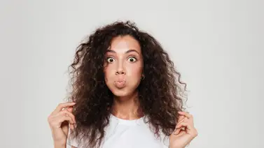 Así debes preparar y aplicar la mascarilla de maicena para combatir el frizz en un “tris” Así debes preparar y aplicar la mascarilla de maicena para combatir el frizz en un “tris”