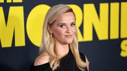 Entérate qué ingredientes componen el smoothie que ha transformado la piel y el cabello de Reese Witherspoon