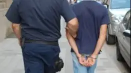 Capturado infraganti: intentó someter a una adolescente con un arma blanca