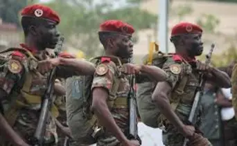 Crisis en Benín: claves del anuncio de grupo militar armando este 7 de diciembre