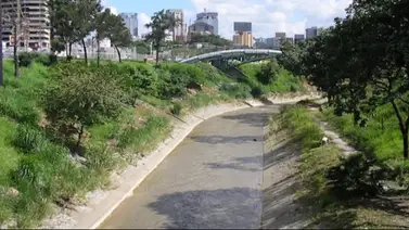 Rescatan un cadáver en las riberas del río Guaire: se trata de un hombre Rescatan un cadáver en las riberas del río Guaire: se trata de un hombre