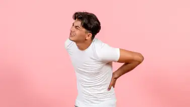 Alivia el dolor de espalda con este remedio casero a base de una planta antinflamatoria: así debes aplicarlo Alivia el dolor de espalda con este remedio casero a base de una planta antinflamatoria: así debes aplicarlo