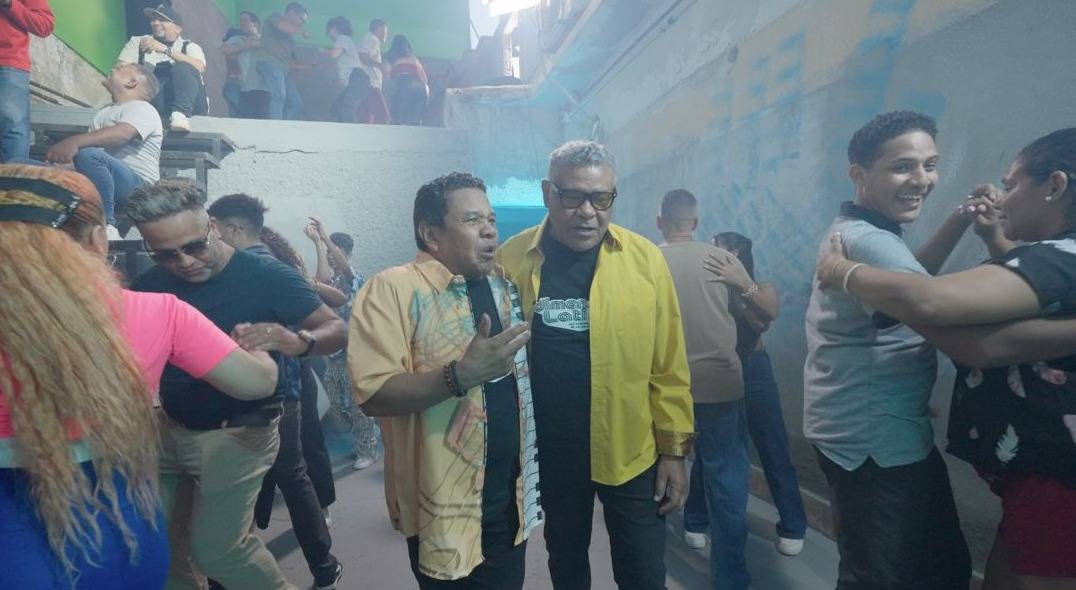 Cincuenta años de salsa y un nuevo capítulo: La Dimensión Latina lanza sencillo que promete revolucionar su legado Cincuenta años de salsa y un nuevo capítulo: La Dimensión Latina lanza sencillo que promete revolucionar su legado