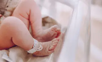 Rescatan a un neonato de un basurero en Antímano: una vecina escuchó el llanto