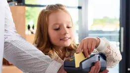 Cuentas para menores de edad en Venezuela: requisitos y beneficios que ofrecen estos cinco bancos