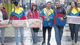 Dura realidad: 96 de cada 100 venezolanos pobres en Perú trabajan en la informalidad